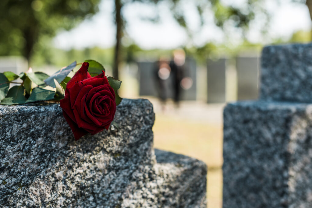 can cremated remains be buried